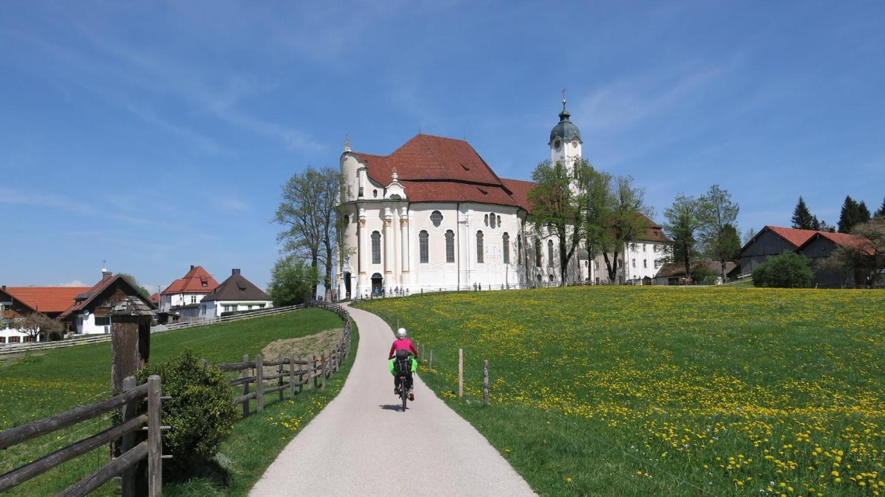 Apparthotel - Pension Ammertaler Hof Saulgrub Buitenkant foto